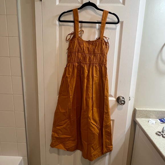 Orange midi dress - Picture 4 of 4